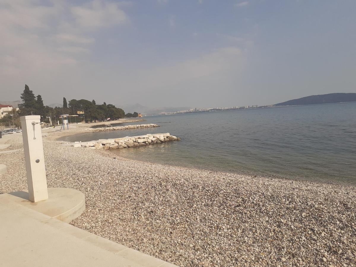 Apartman Teklic Kastela Luaran gambar